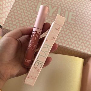 Kylie Cosmetics - Cupcake Gloss